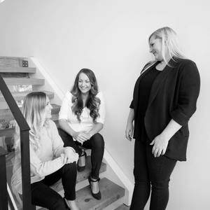 Meet your Posher, Courtney